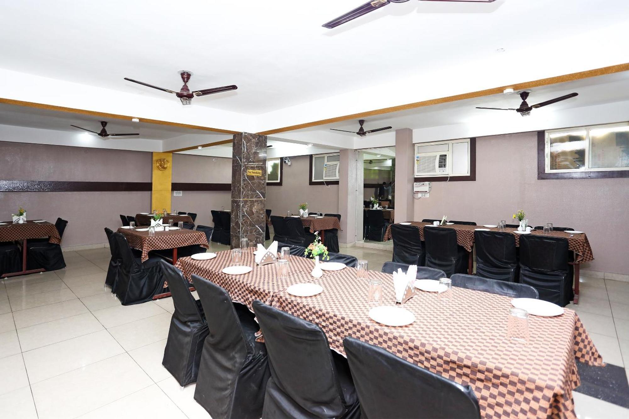 Hotel O Vaishnavi Кота Екстериор снимка